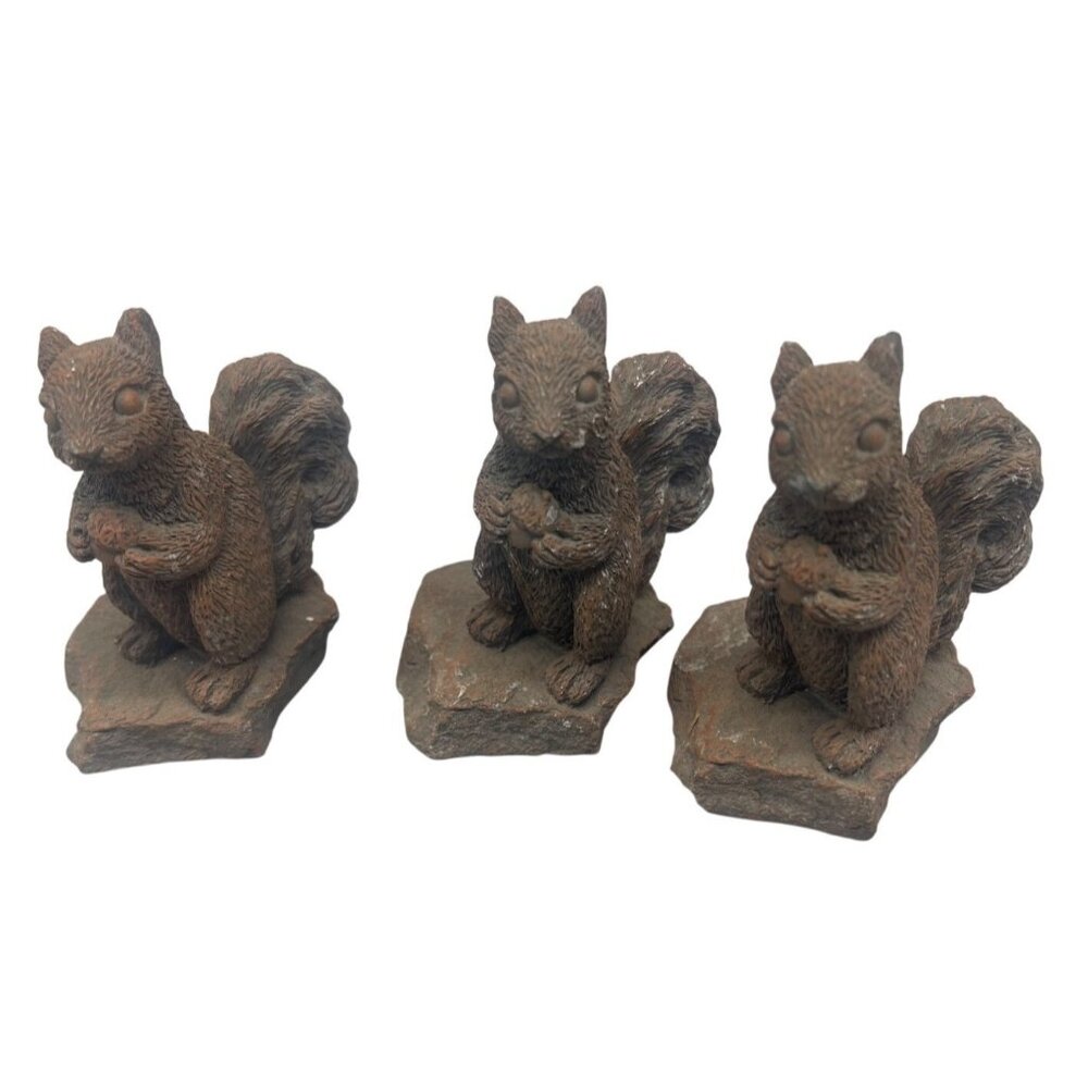 set of 3 squirrel figurine stone look garden decor shelf brown 2.5" READ